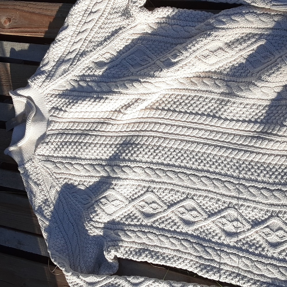 Cable knitted sweater